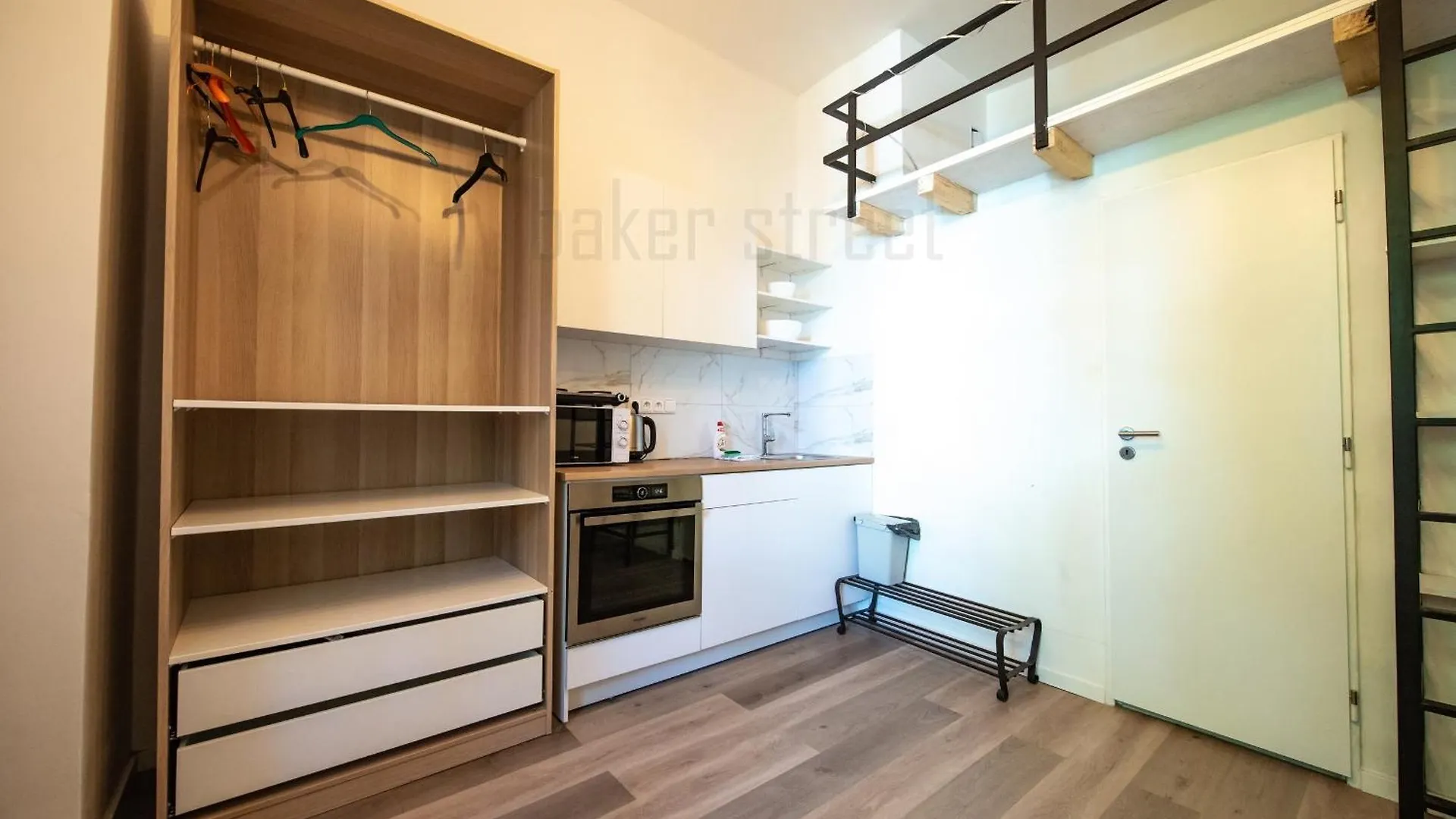 Storey Apartment Close To Metro Palmovka Prague